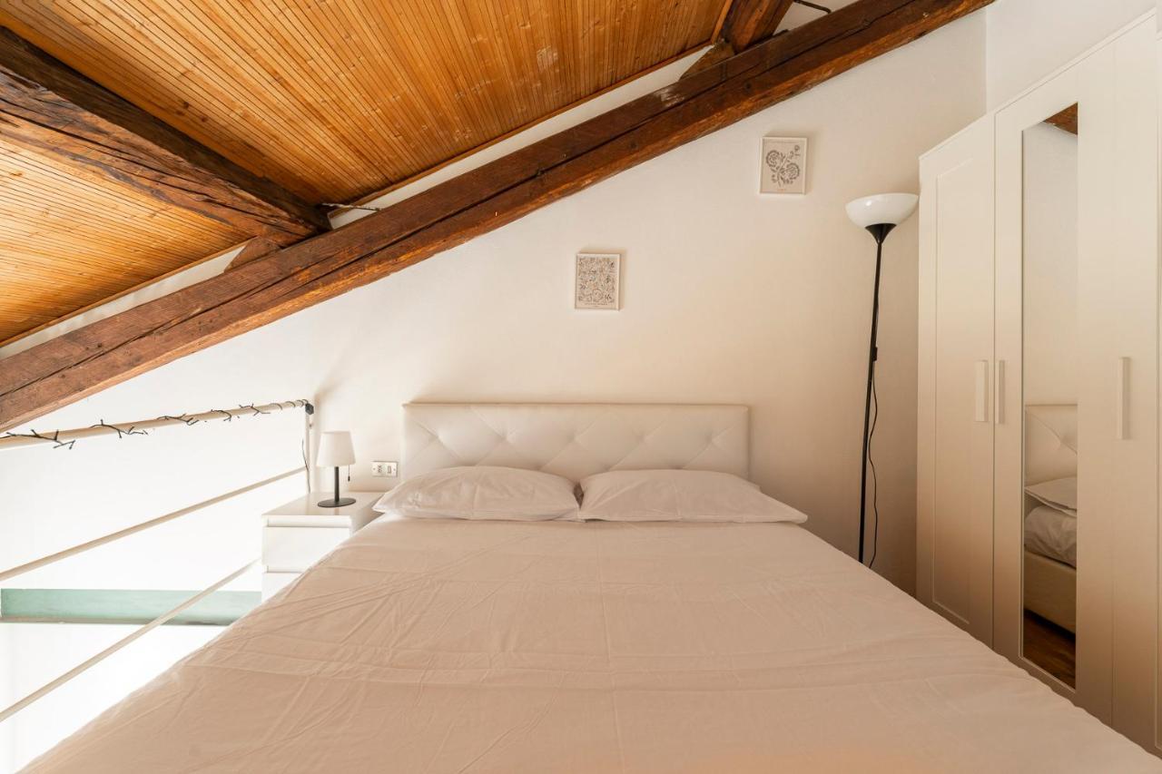 Appartamento Loft Navigli Porta Genova Milano Esterno foto